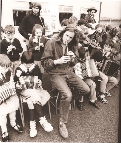 1982 T�S NA GAELSCOILE