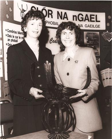1982 T�S NA GAELSCOILE